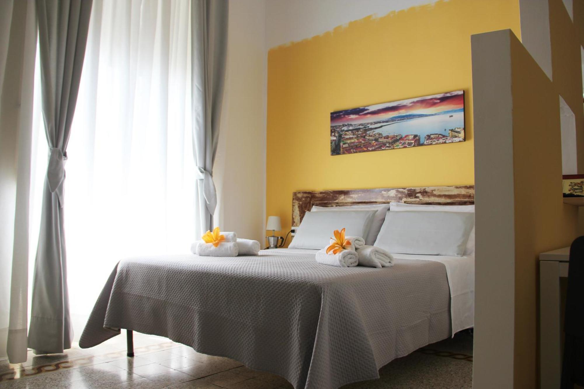 نابولي Le Guarattelle House Teresina Room المظهر الخارجي الصورة